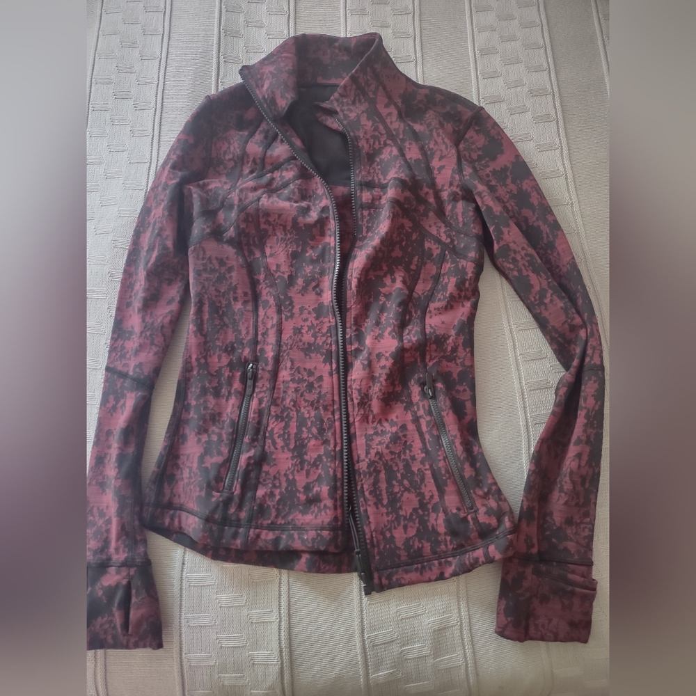 Lululemon zip up jacket